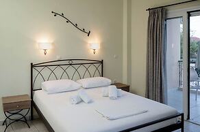 Konstantinos Hotel & Apartments 2