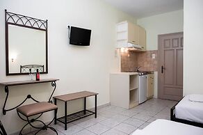 Konstantinos Hotel & Apartments 2