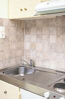 Konstantinos Hotel & Apartments 2