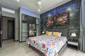 3BR Near Beach Tub & Pool Table V204