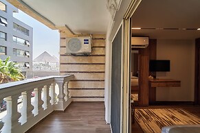 New Gold's Pyramids Hotel