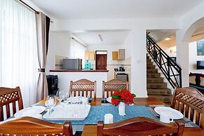 BLUE WATER VILLAS