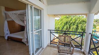 BLUE WATER VILLAS