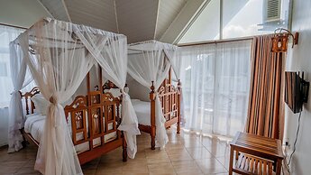 BLUE WATER VILLAS
