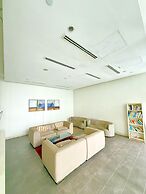 CRYSTAL SUITES AT RAMADA HOTEL