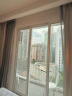 CRYSTAL SUITES AT RAMADA HOTEL