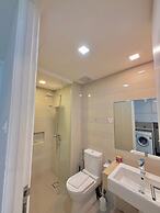 CRYSTAL SUITES AT RAMADA HOTEL