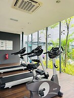 CRYSTAL SUITES AT RAMADA HOTEL