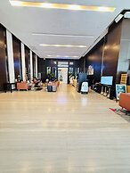 CRYSTAL SUITES AT RAMADA HOTEL