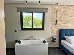 Panstel - Villa Aurora With Private Pool Jacuzzi
