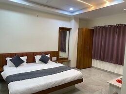 Hotel Shree Nakoda Paradise