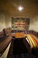 center cave house