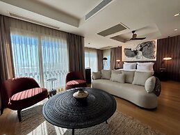 Mavilu Luxury Hotel