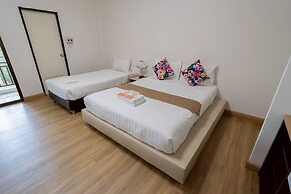 K.N. Grand Hotel