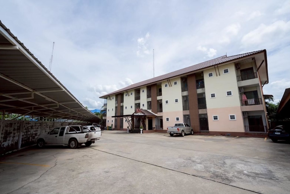 K.N. Grand Hotel