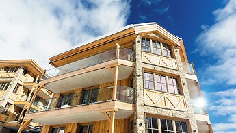 Mountain Spa Residences