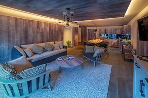 Mountain Spa Residences