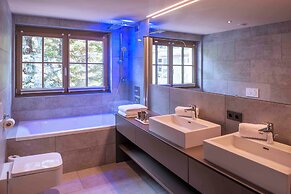 Mountain Spa Residences