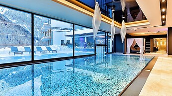 Mountain Spa Residences
