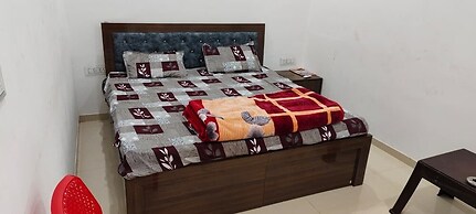 Kanak Hotel & Restaurant