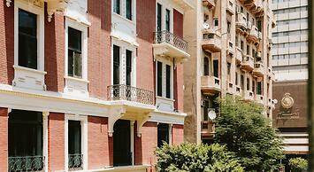 Saint J Hotel