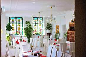 Ratskeller Hotel & Restaurant Lindow