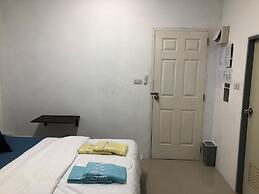 Den Nest Guest House KRABI