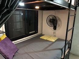Den Nest Guest House KRABI