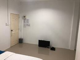 Den Nest Guest House KRABI