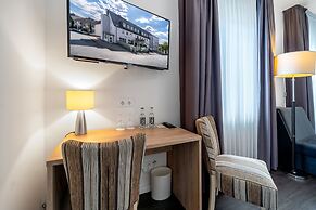 Bella Fino Hotel & Suites