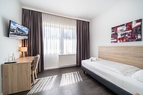 Bella Fino Hotel & Suites