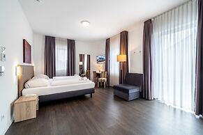 Bella Fino Hotel & Suites