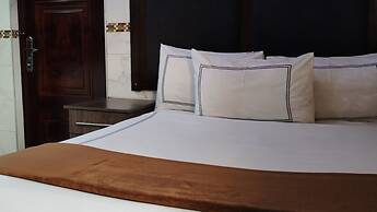 Olu Guest Lodge