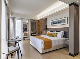 W Residence Living