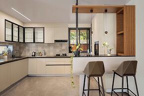 ELIVAAS Cloud 7 | 4 BHK Villa with Pvt Pool