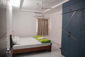 Manish Suites & Service Apartments