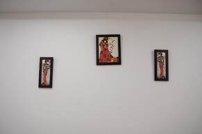 Manish Suites & Service Apartments