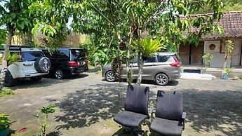 Eyang Residence Limasan Kebon Dalem