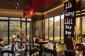 Ha Giang Hill Hotel