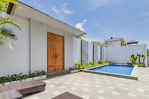 Kubu Deandari Guest House