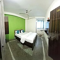 Hotel Meri & Residency