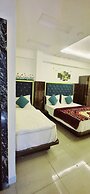 Hotel Meri & Residency