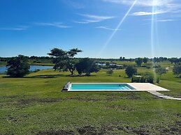 La Casa de Cristal by Puerto Dijama