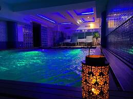 Silver Suites Hotel & Spa