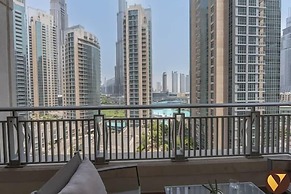 Vogue | Boulevard Central near Burj Khalifa | Dubai Mall