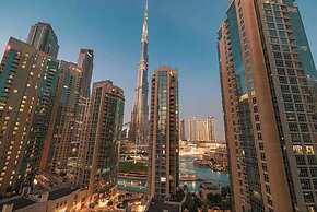 Vogue | Boulevard Central near Burj Khalifa | Dubai Mall