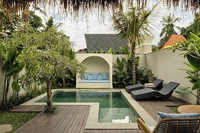 Changi Jungle Ubud Villas