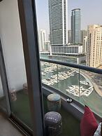 Lyo hostel Marina Whraf 1