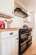 Charming Period Cottage With Free Wifi