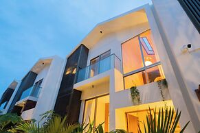 ELIVAAS Mirai Tauras 3BHK